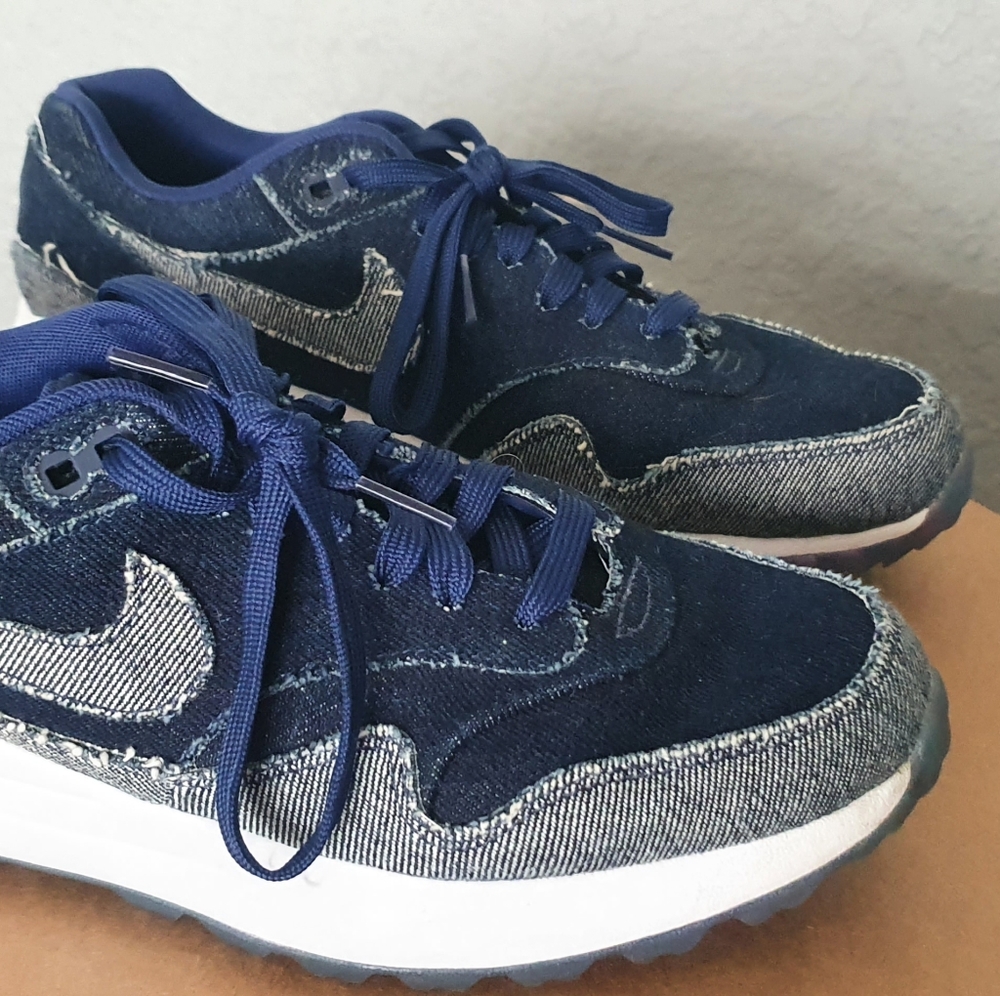 Denim nike sneakers